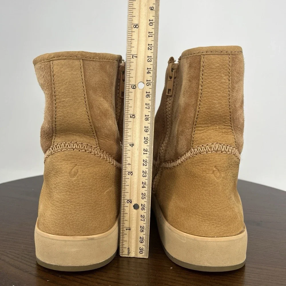 Olukai Pa'Ina Hulu Boots Womens 8 Tan Nubuck Leather Sheep Fur Winter Pull‎ On
